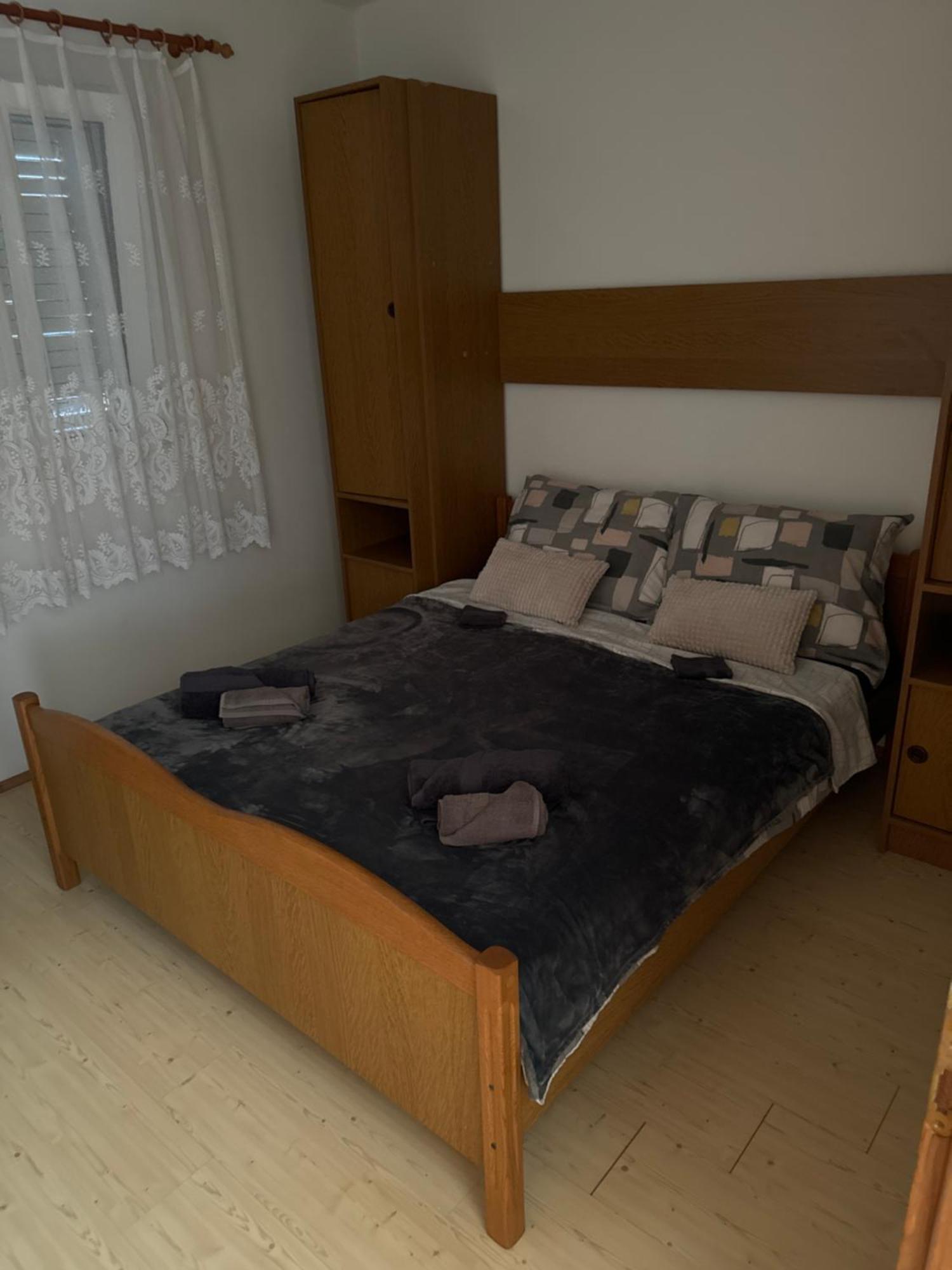 Appartement Apartman J&B à Vir Extérieur photo