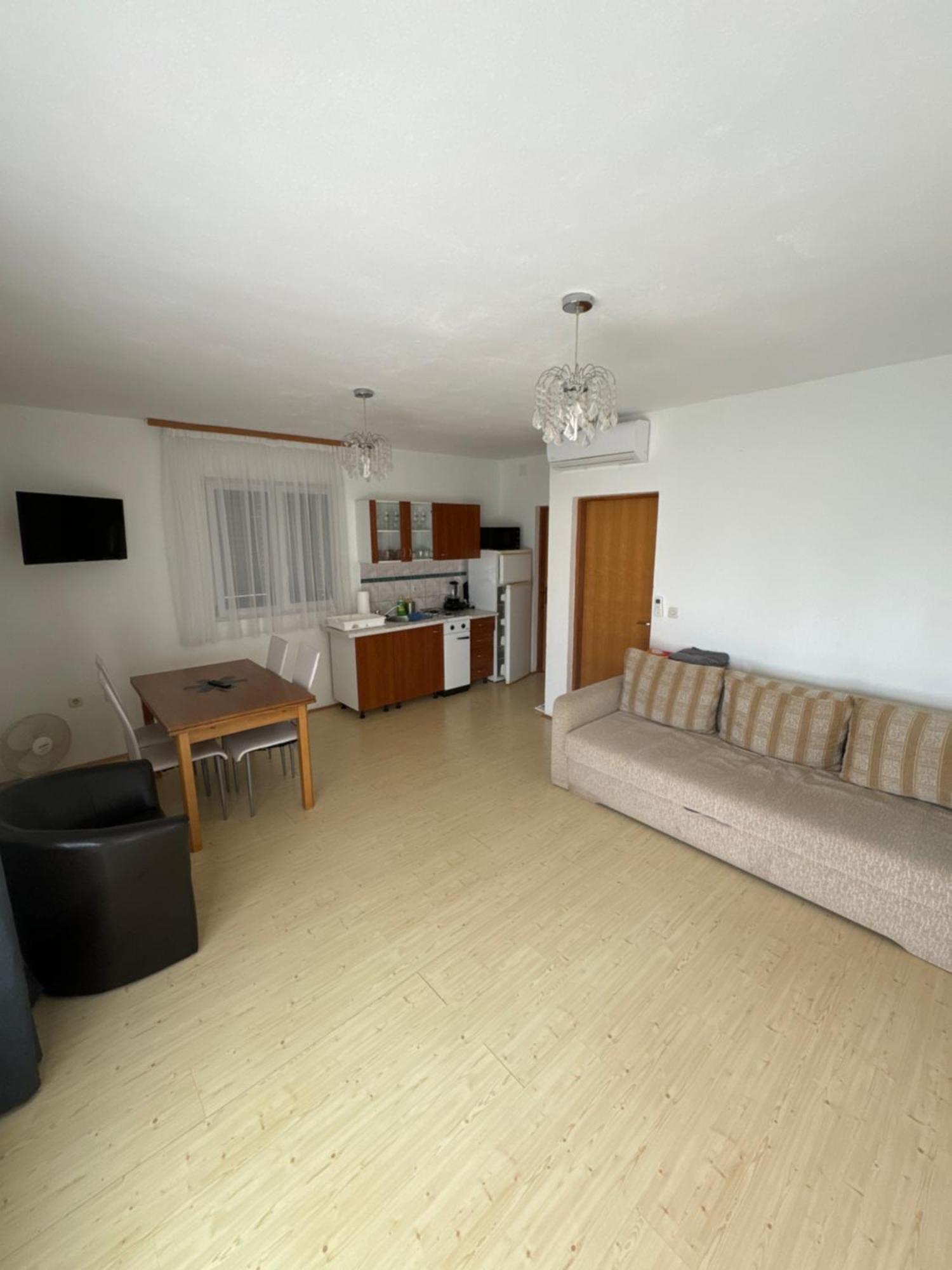 Appartement Apartman J&B à Vir Extérieur photo